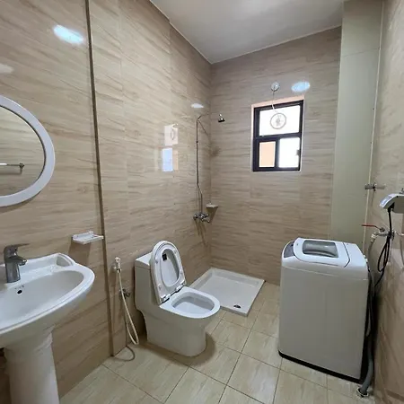 Golden Seasons Furnished Apartment 6 Salalah Exterior photo